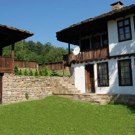 Къща Балканец Balkanets (Lovech) Zewnętrze zdjęcie